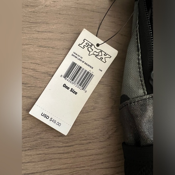 FOX SAYAK LOCK UP BACKPACK CAMO NWT - Picture 2 of 9